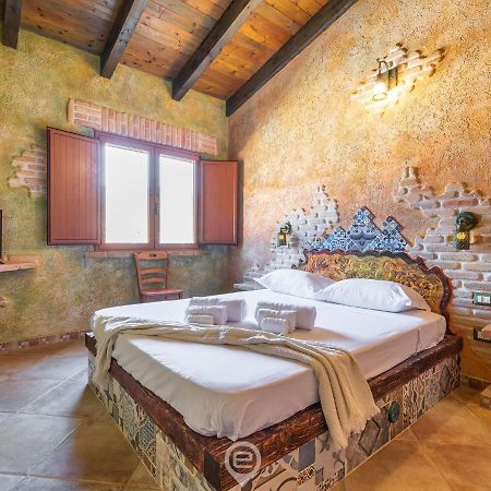 Gaudi Guesthouse 툴라다 외부 사진
