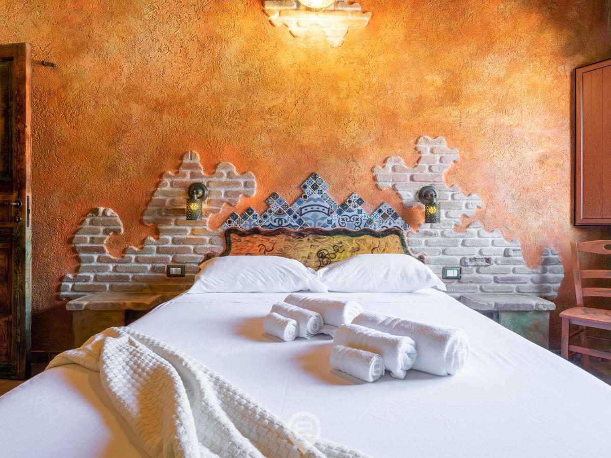 Gaudi Guesthouse 툴라다 외부 사진