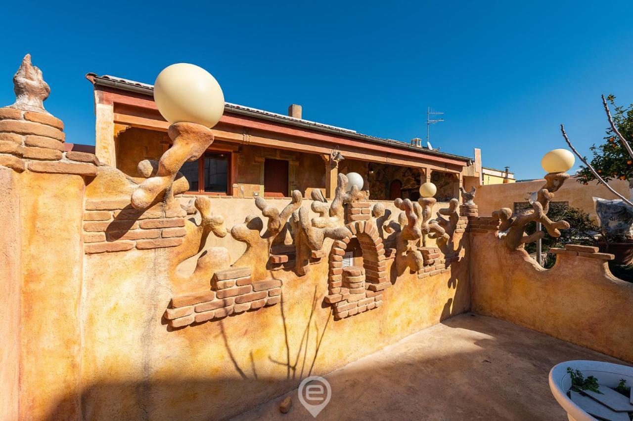 Gaudi Guesthouse 툴라다 외부 사진