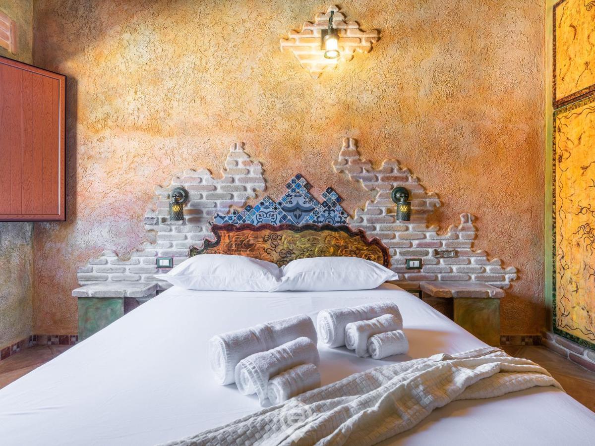 Gaudi Guesthouse 툴라다 외부 사진
